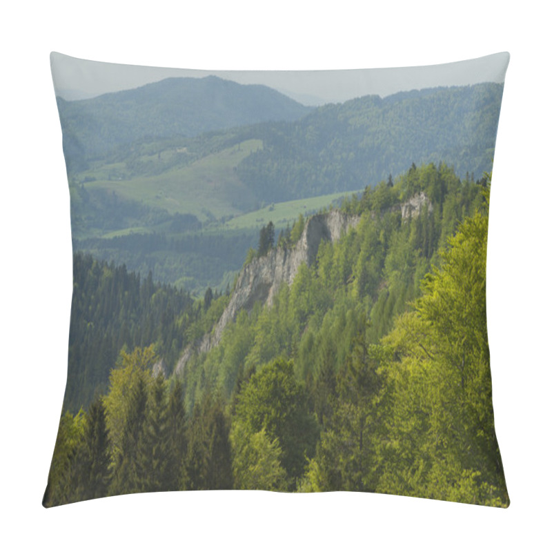 Personality  Poland, Male Pieniny, Biala Woda, Brysztanskie Skały  Pillow Covers