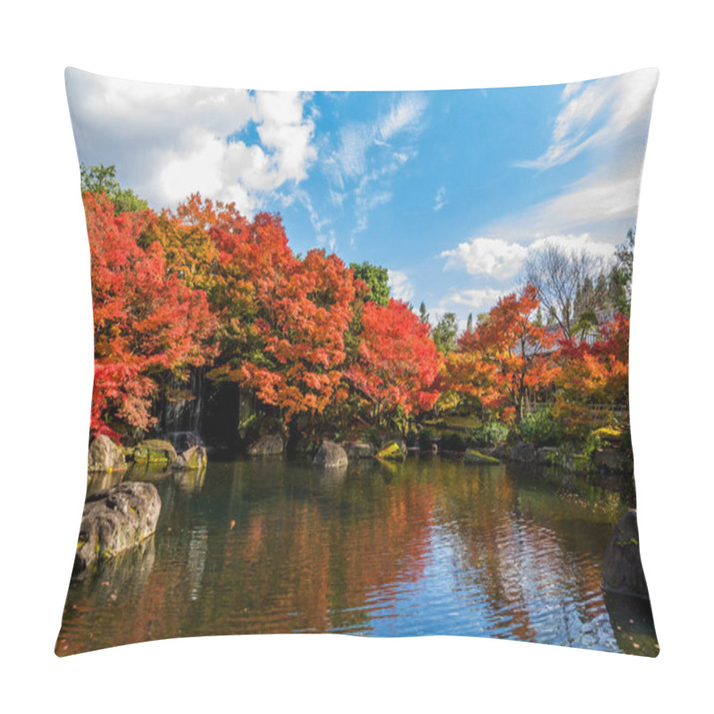 Personality  Beautiful Japanese Garden And Koi Fish In Autumn Season Pillow Covers