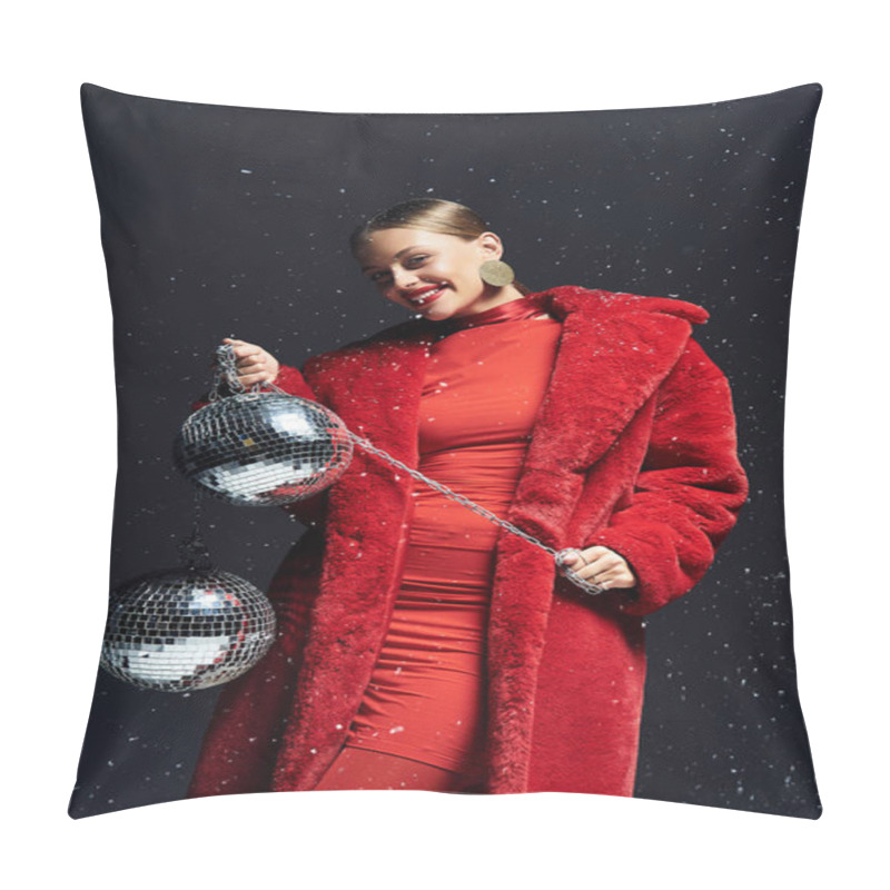 Personality  A Young Woman In Red Holds Disco Balls, Spreading Cheer Against A Dark Backdrop. Pillow Covers