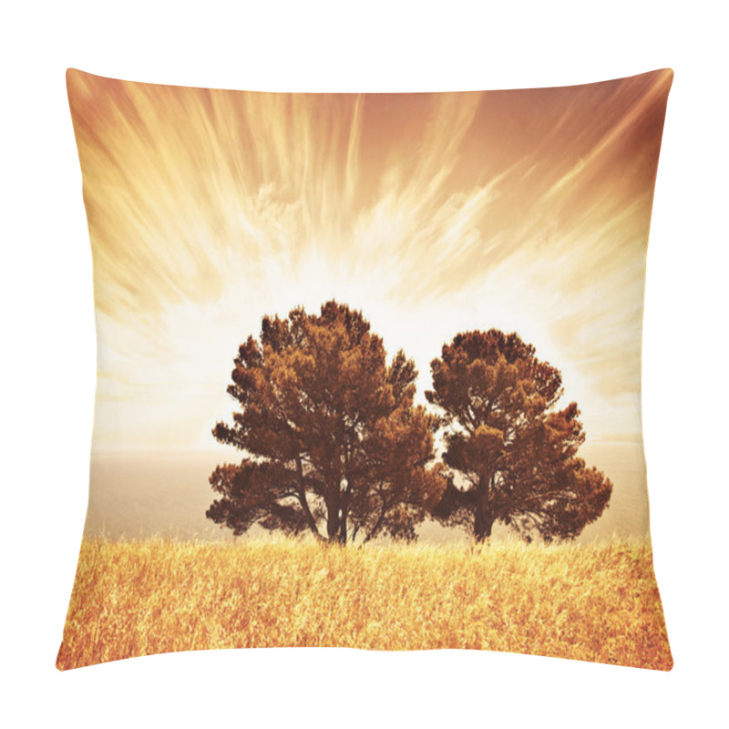 Personality  Lonely Old Trees Pillow Covers