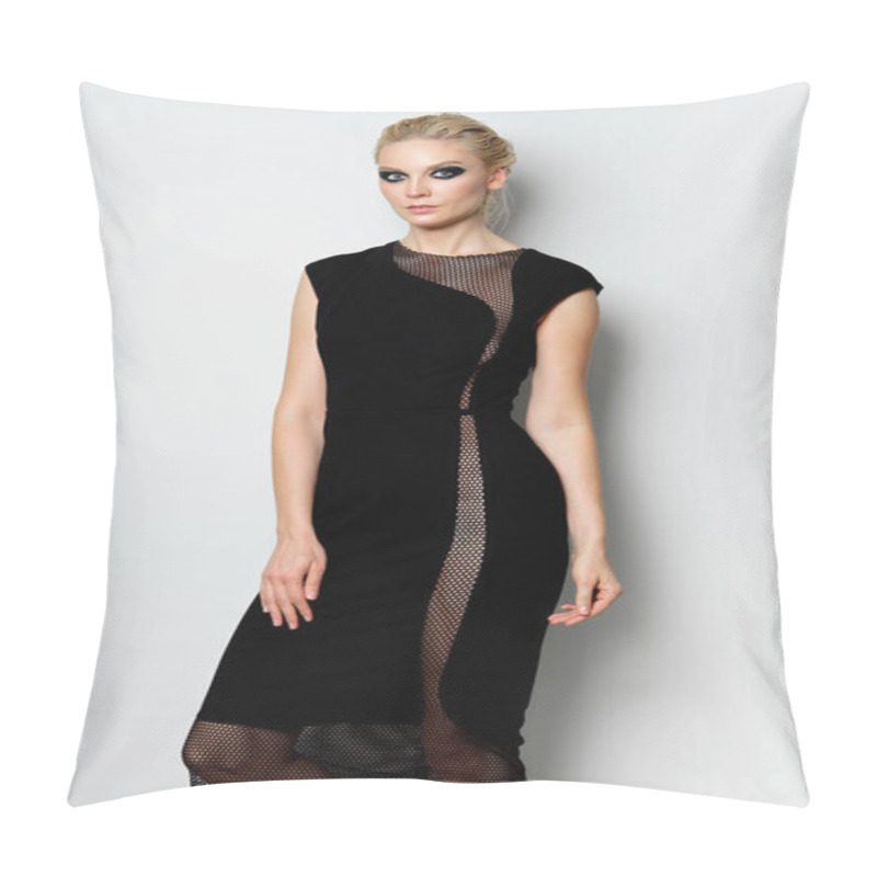 Personality  Studio Portrait Of Attractive European Woman In Tight Black Dress With Fishnet Cutout. Fashion And Style Concept Of Female With Makeup And Wet Hairstyle. Pillow Covers