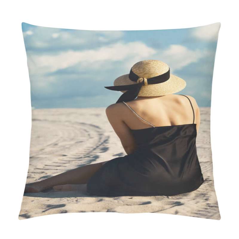 Personality  A Young Woman In A Black Sundress And A Straw Hat Sits On The White Sand Beach In Miami, Florida, Gazing Out At The Ocean. Pillow Covers