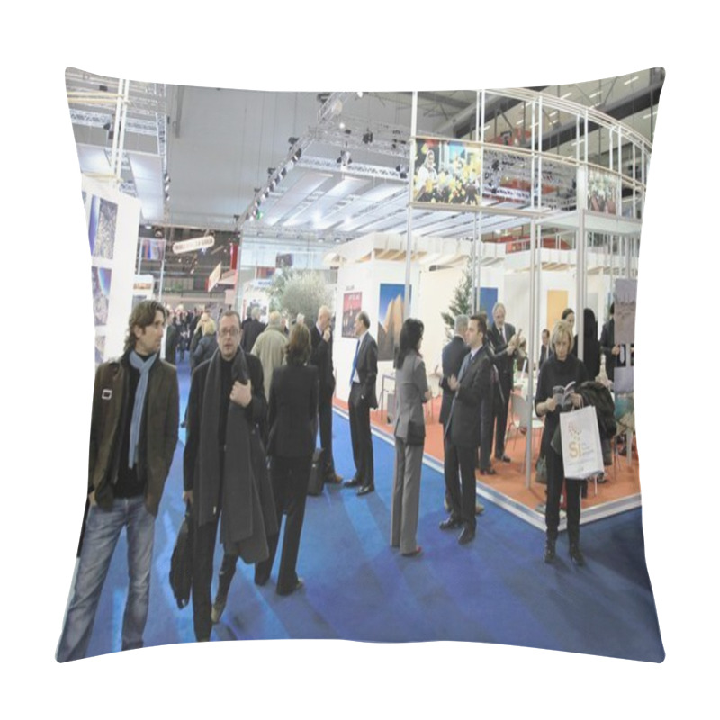 Personality  International Tourism Exchange Exhibition Pillow Covers