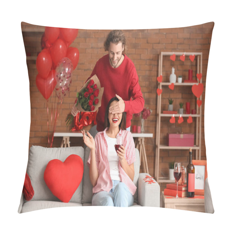 Personality  Man Greeting His Girlfriend On Valentine's Day At Home Pillow Covers