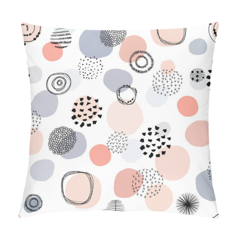 Personality  Polka Dot Hand Drawn Pattern, Seamless Vector On White Background Pillow Covers