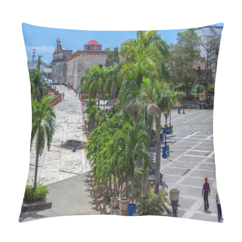 Personality  SANTO DOMINGO, DOMINICAN REPUBLIC - MARCH 13, 2020: Square Of Spain And Calle Las Damas, The First Street In City And In America, Built In 1502. Part Of The Ciudad Colonial UNESCO World Heritage Site. Pillow Covers