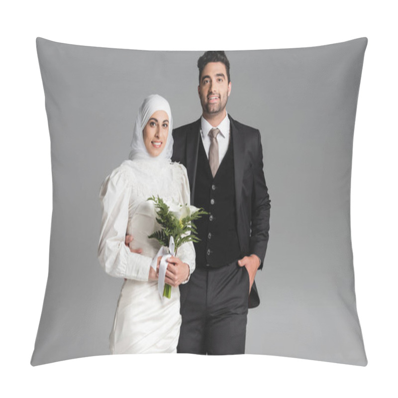 Personality  Muslim Groom In Suit Posing Near Happy Bride With Wedding Bouquet Isolated On Grey Pillow Covers