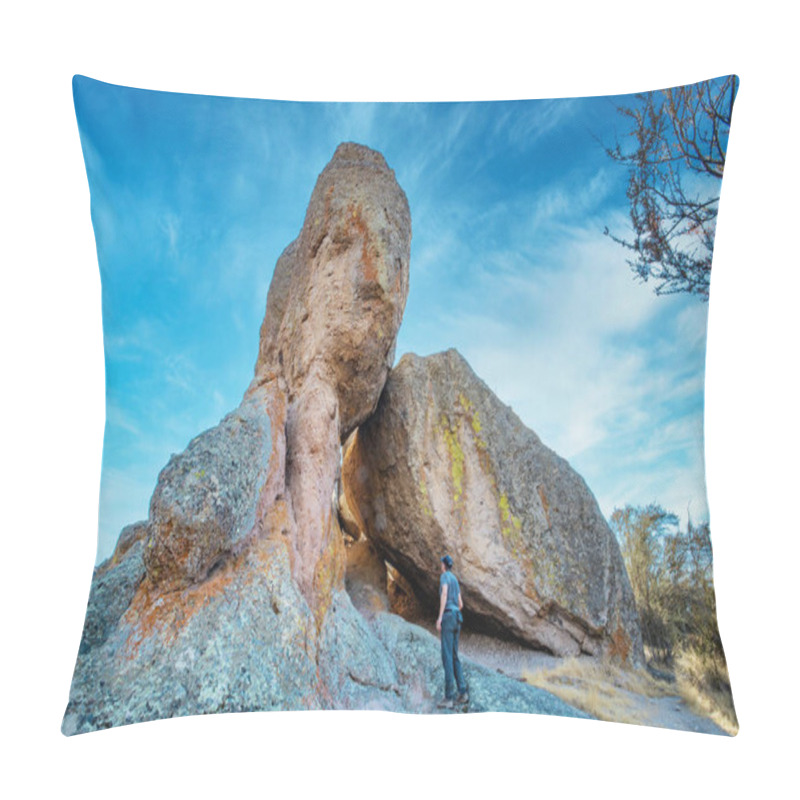 Personality  San Benito County And Monterey County, California, USA - October 10, 2020, A Tourist Near A Large Rock, In Pinnacles National Park. Concept, Active Recreation In Nature, Tourism. Pillow Covers