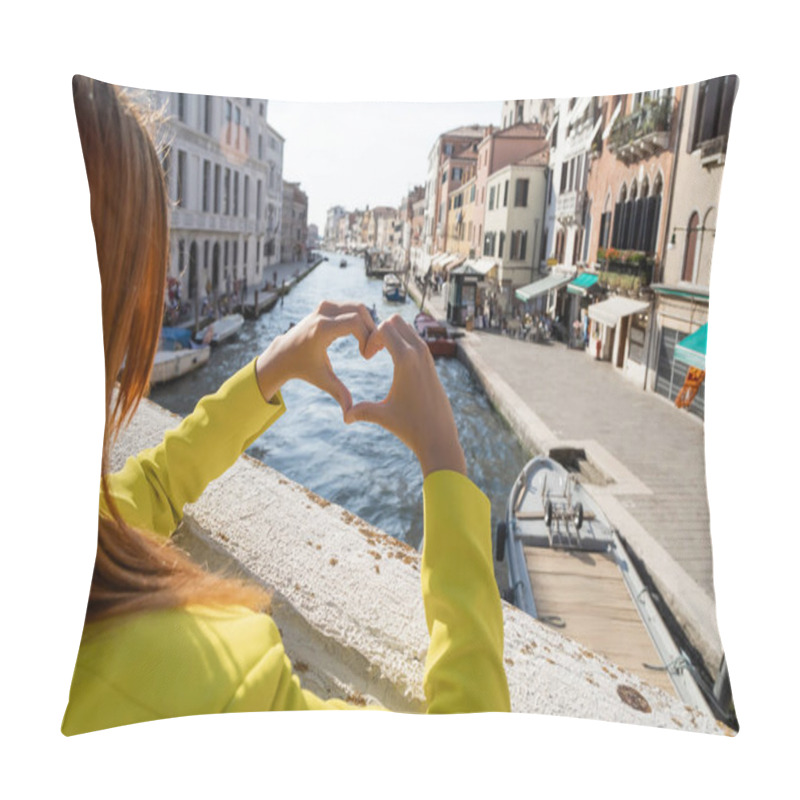 Personality  Partial View Of Redhead Woman Showing Heart Sign Over Blurred Grand Canal In Venice Pillow Covers