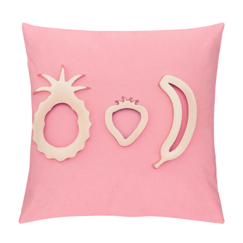 Personality  Gold Set Tropical Fruit  On Pink. Minimal Art Design Pillow Covers