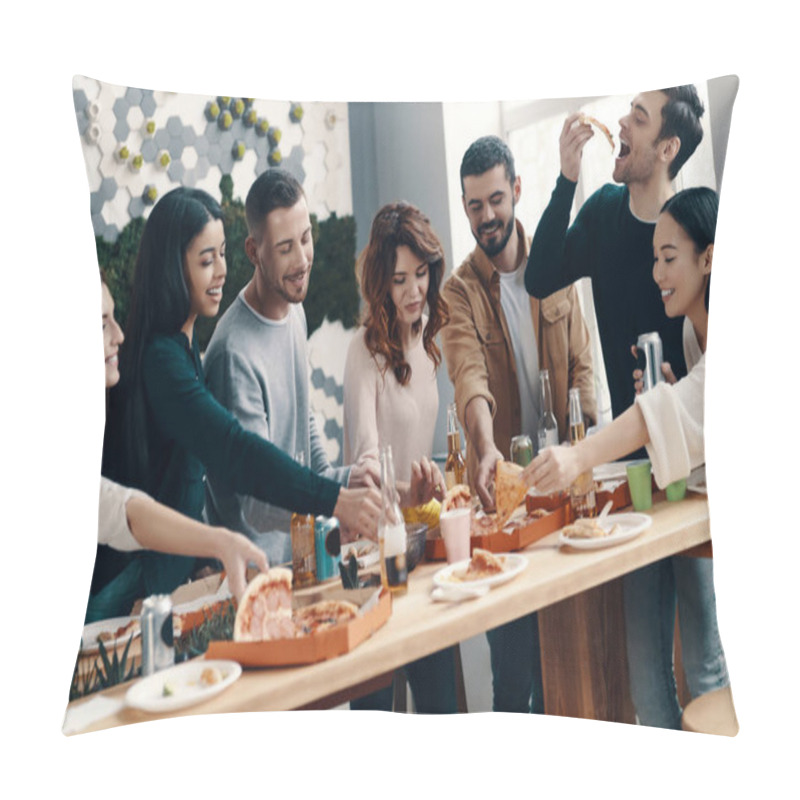 Personality  Life Is Better With Friends. Group Of Young People In Casual Wear Eating Pizza And Smiling While Having A Dinner Party Indoors   Pillow Covers