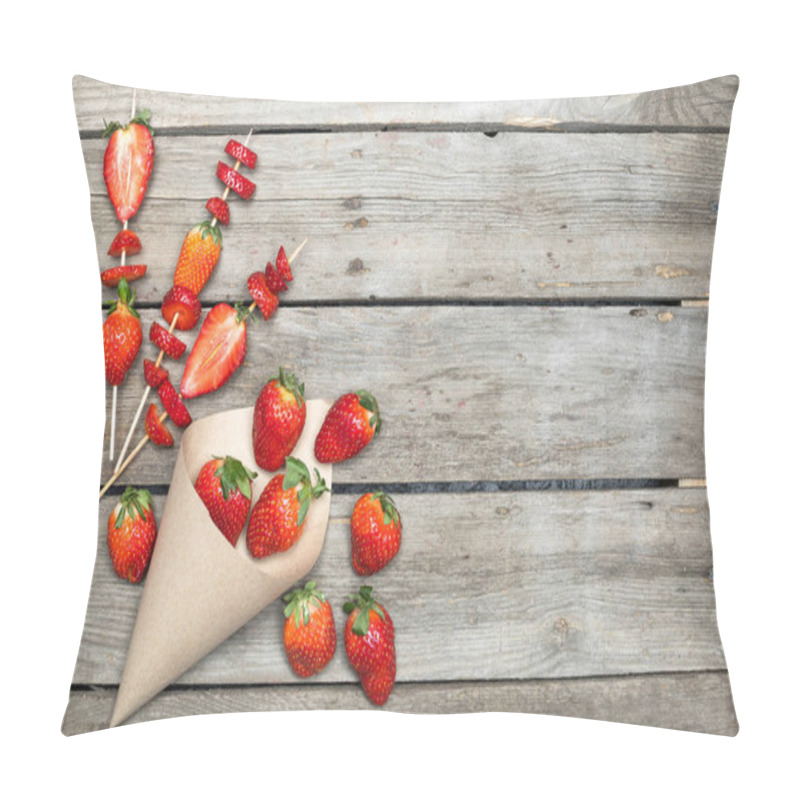 Personality  Fresh Red Strawberries  Pillow Covers