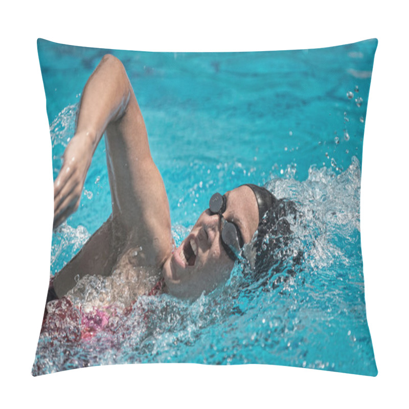 Personality  Female Athlete Swimming Front Crawl Pillow Covers