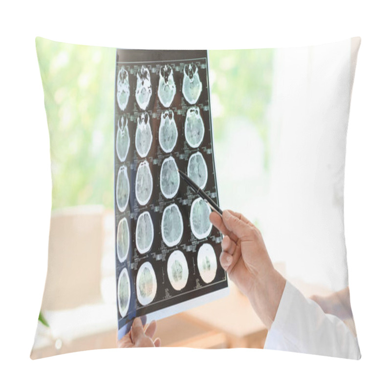 Personality  Senior Neurologist With MRI Scan Of Human Head In Clinic Pillow Covers