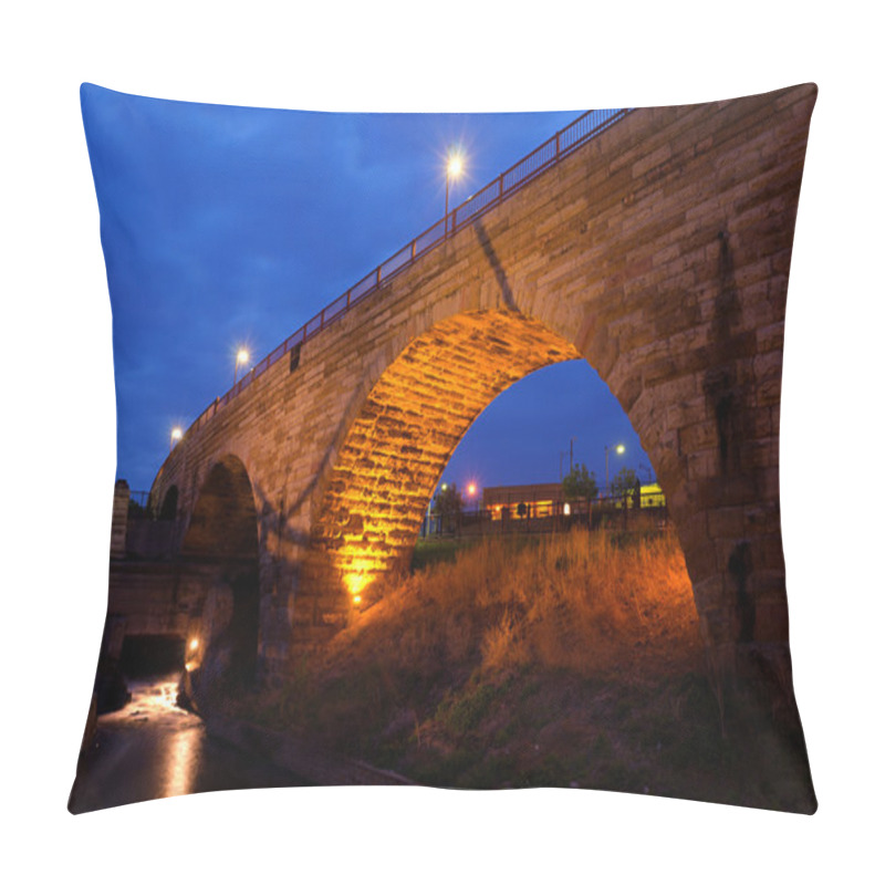 Personality  Stone Arch Bridge Pillow Covers