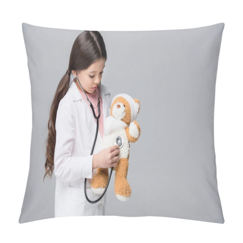 Personality  Little Girl Playing Doctor Pillow Covers