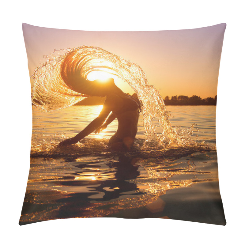 Personality  Girl Splashing Water With Hair Pillow Covers