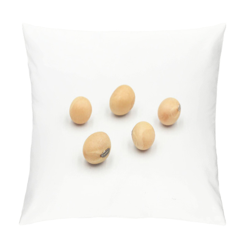 Personality  Soybean Seeds Isolated On White Background Pillow Covers