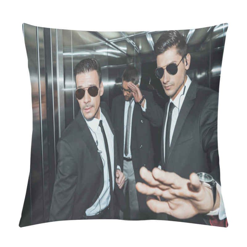 Personality  Bodyguard Stopping Paparazzi When Celebrity Standing In Elevator  Pillow Covers