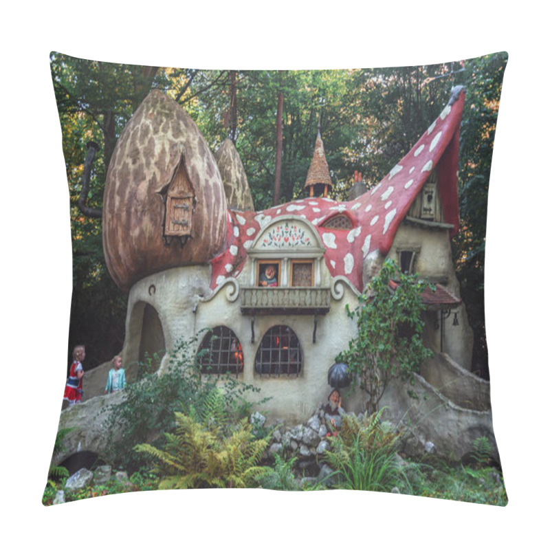 Personality  Kaatsheuvel, Netherlands, August 19 , 2017: The Gnome Village With The Mushroom Houses In The Fairytale Forest In The Theme Park Efteling In The Netherlands Pillow Covers