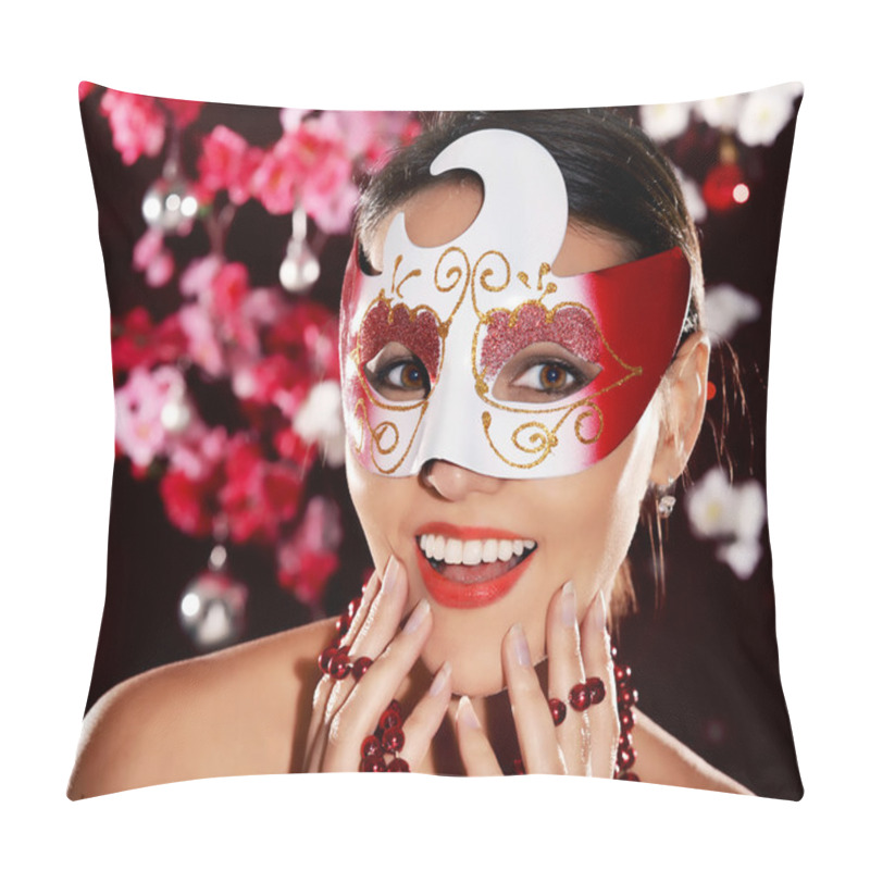 Personality  Cute Girl In A Mask Pillow Covers