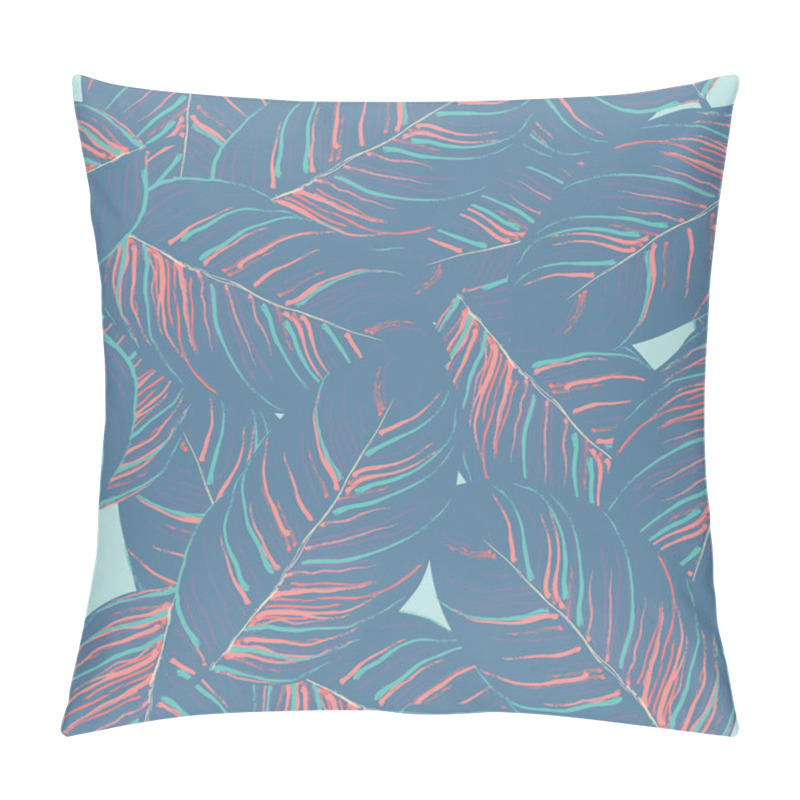 Personality  Tropical Leaf. Modern Motif. Jungle Print. Foliage Pillow Covers