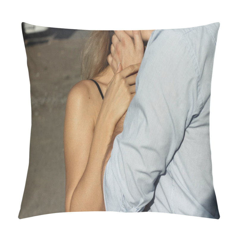 Personality  Loving Couple Hugging. Boyfriend Kissing Girls,protection. Protect Smiling Pillow Covers