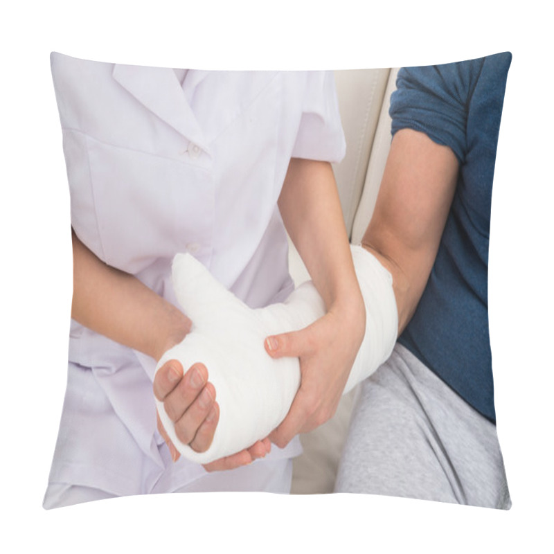 Personality  Doctor Holding Fractured Hand Pillow Covers