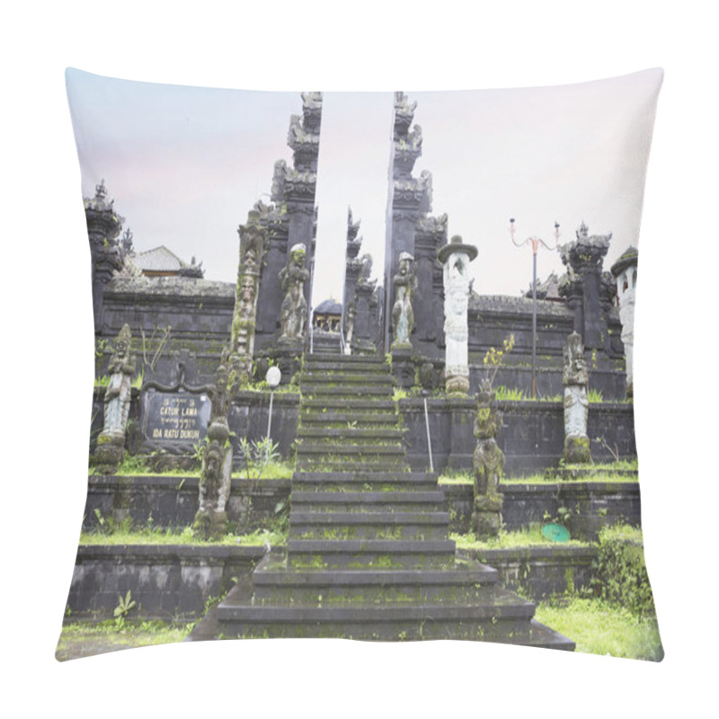 Personality  Bali, Indonesia, 01/11/2018, Pura Besakih Temple. The Temple Of Pura Besakih Is Located On The Slope Of Gunung Agung Mountain, Where Friendly Human Spirits Who Were Worshiped In This Temple Supposedly Live. This Is The Highest Point In Bali-3142 Mete Pillow Covers