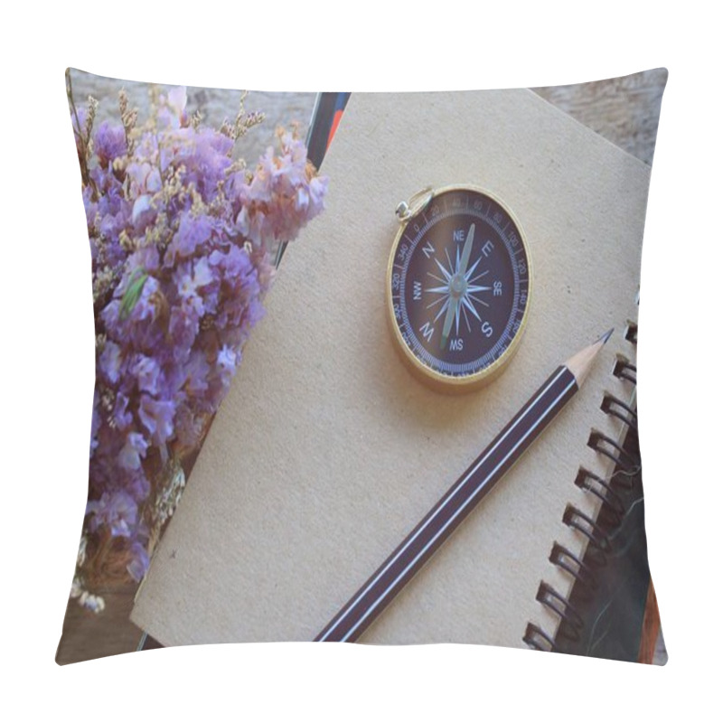 Personality  Compass With Dried Flower Pillow Covers