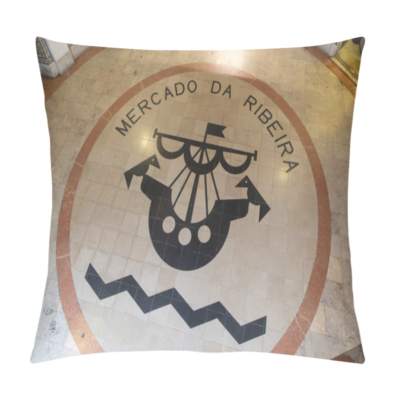 Personality  The Iconic Floor Emblem Of Mercado Da Ribeira, Lisbon's Renowned Market. Featuring A Traditional Black And White Design, This Historic Market Is A Cultural And Shopping Landmark In Portugal's Capital. Pillow Covers