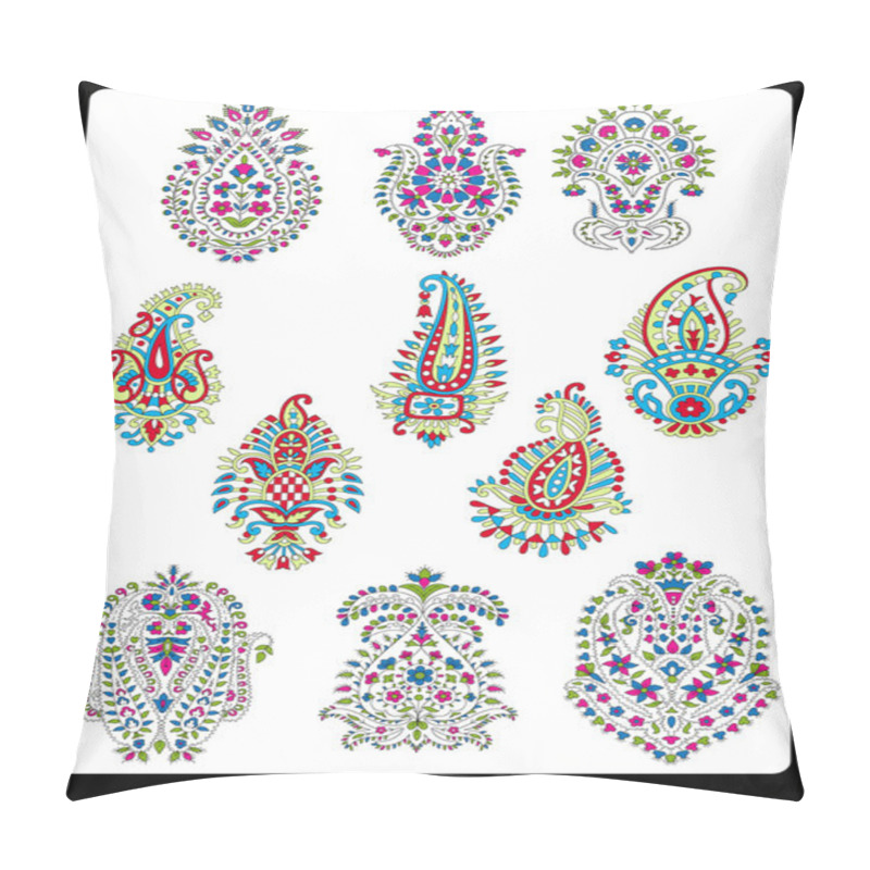 Personality  Textile Motif Art Work With Paisley And Floral Pillow Covers