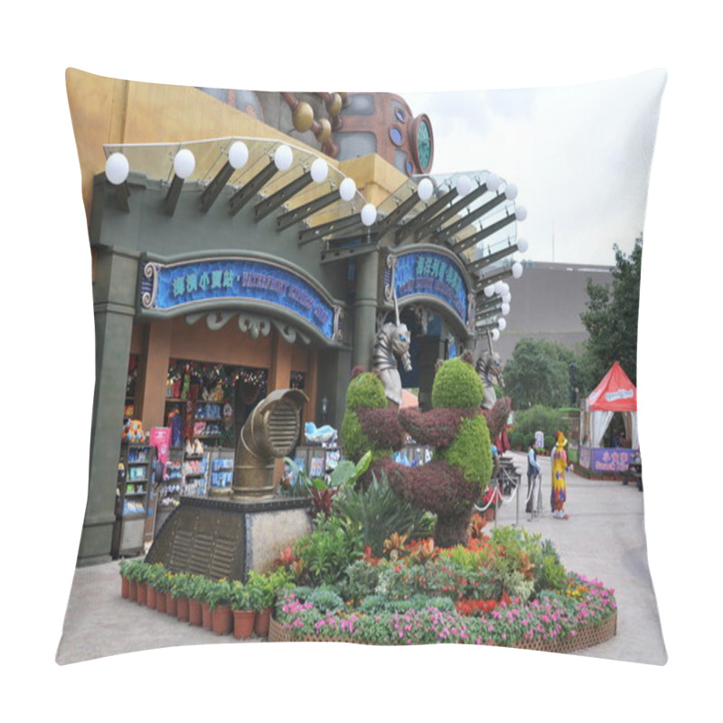 Personality  Ocean Park In Hong Kong Pillow Covers