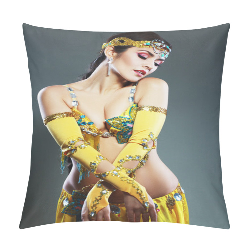 Personality  Beautiful Excotic Belly Dancer  Pillow Covers