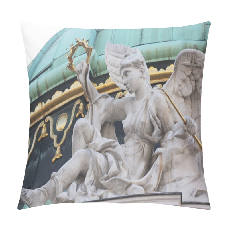 Personality  Architectural Artistic Decorations On Hofburg Palace, Vienna Pillow Covers