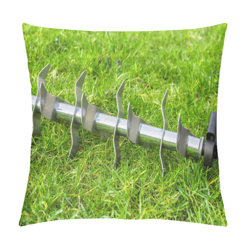 Personality  Aerating Roller On The Grass Pillow Covers