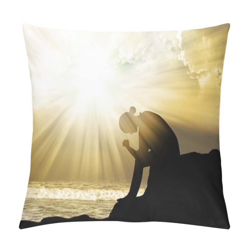 Personality  Woman Praying To God At Sunset Pillow Covers