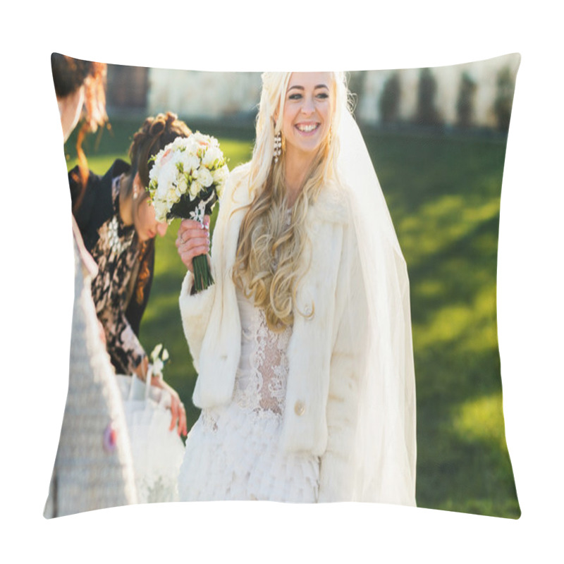 Personality  Cute Blonde Bride With Bouquet Pillow Covers