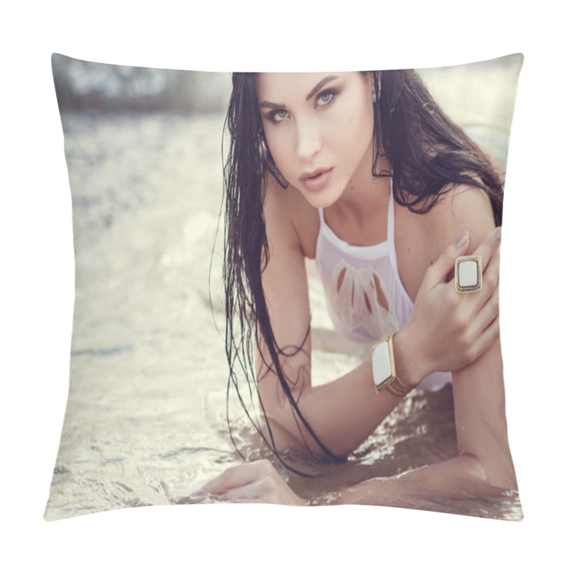 Personality  Adorable Sexy Girl In Bikini Enjoying Summer. Outdoor Portrait. Sea Waves And White Foam. Sunset After The Rain On The Island Pillow Covers