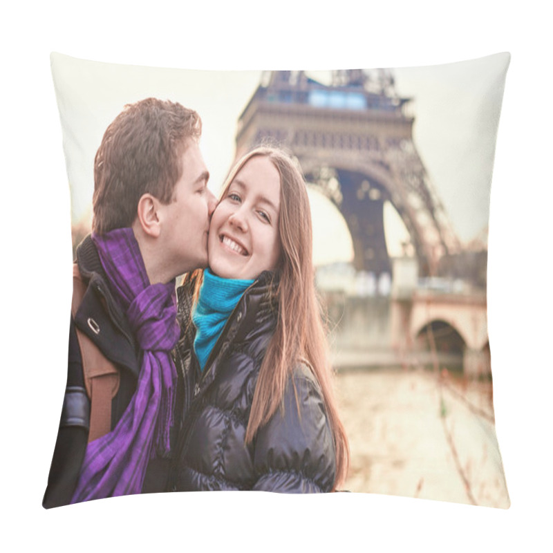 Personality  Young Couple Spending Valentine's Day In Paris Pillow Covers