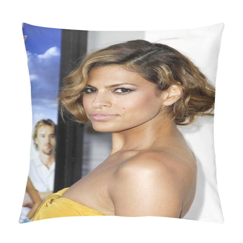 Personality  Eva Mendes At Arrivals For THE WENDELL BAKER STORY Premiere, Writers Guild Theater, New York, NY, May 10, 2007. Photo By: Michael Germana/Everett Collection Pillow Covers