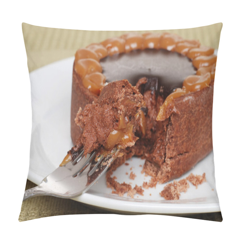 Personality  Chocolate Toffee Caramel Cake On A Fork Pillow Covers