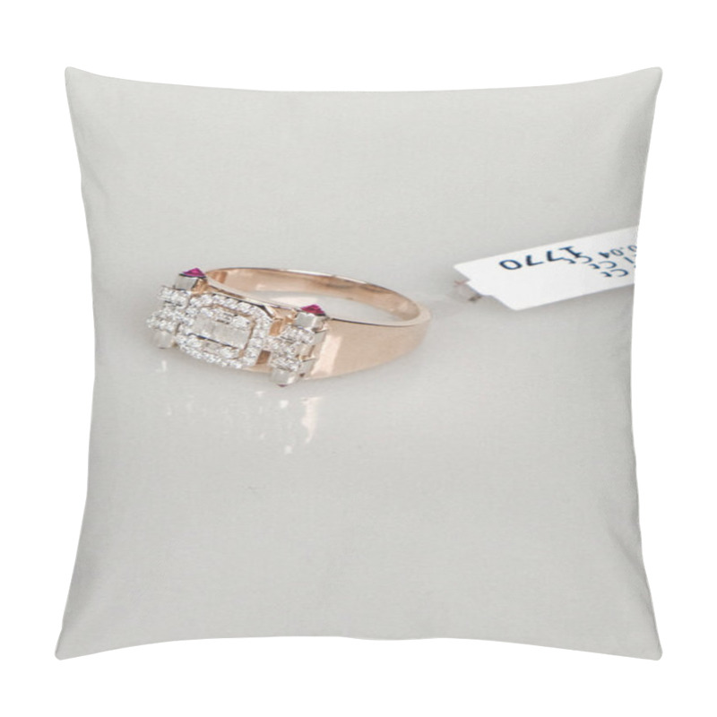 Personality  Classic Gold And Diamond Wedding Jewelry Sets Pillow Covers