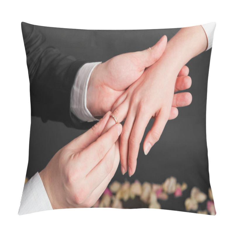 Personality  Engagement Ring Pillow Covers