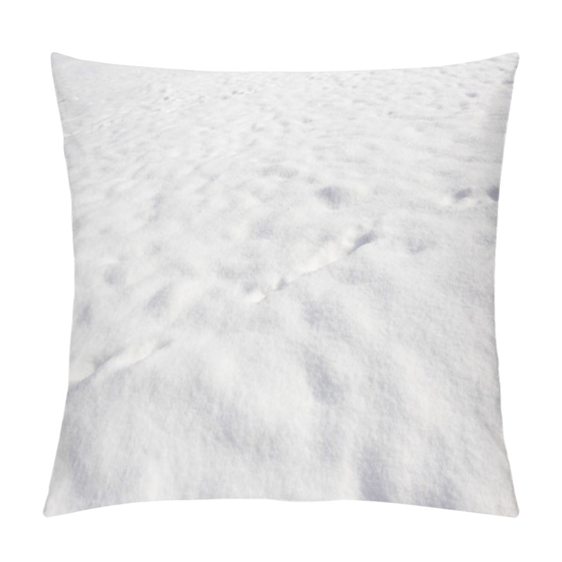 Personality  White Background Of Snow On The Nature Pillow Covers