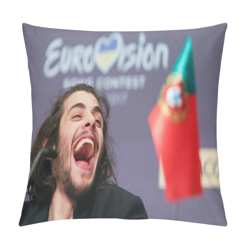 Personality   Salvador Sobral From Portugal Eurovision 2017 Pillow Covers