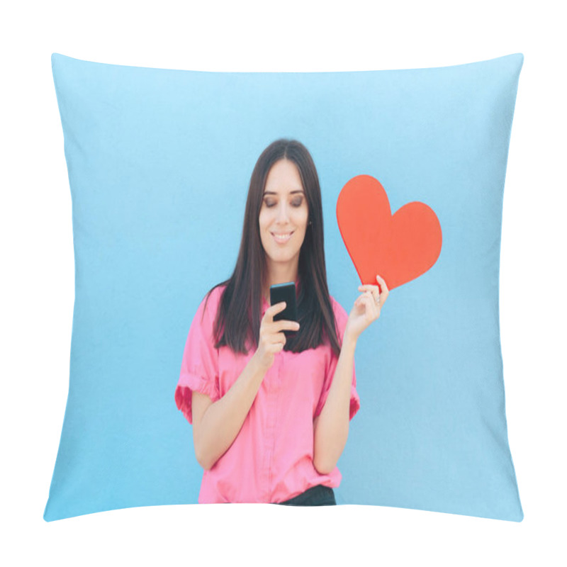 Personality  Woman Holding Smartphone Finding Internet Love Online Pillow Covers