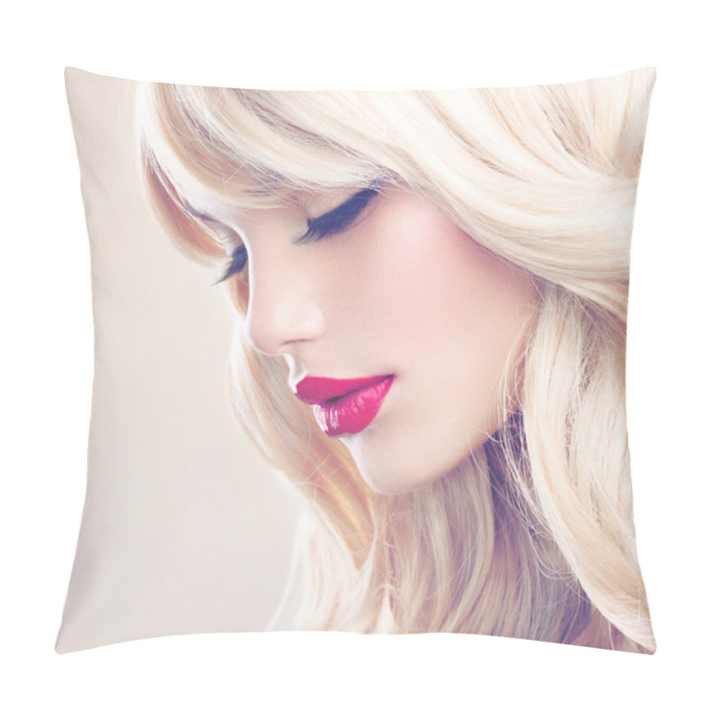 Personality  Blonde Woman Portrait. Beautiful Blond Girl With Long Wavy Hair Pillow Covers