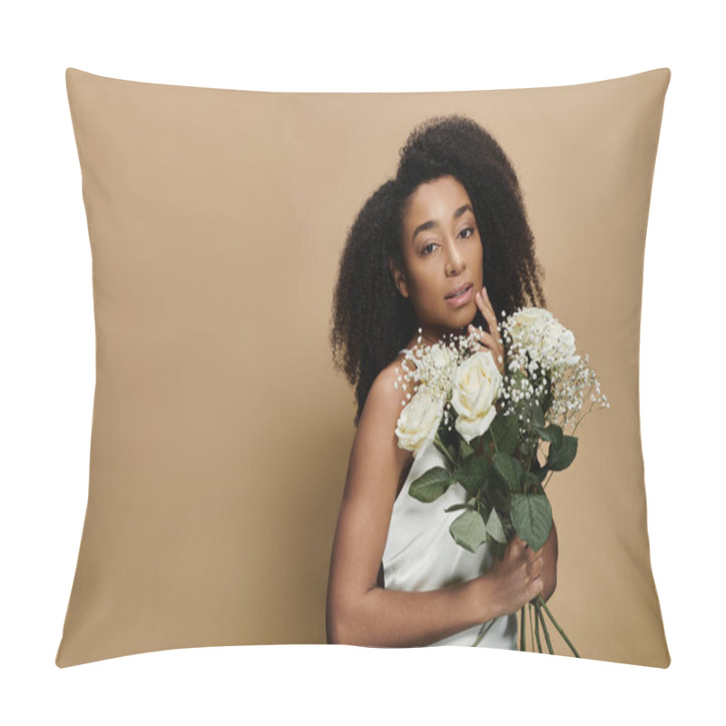 Personality  A Beautiful African American Woman With Natural Makeup Holds A Bouquet Of White Roses Against A Beige Backdrop. Pillow Covers