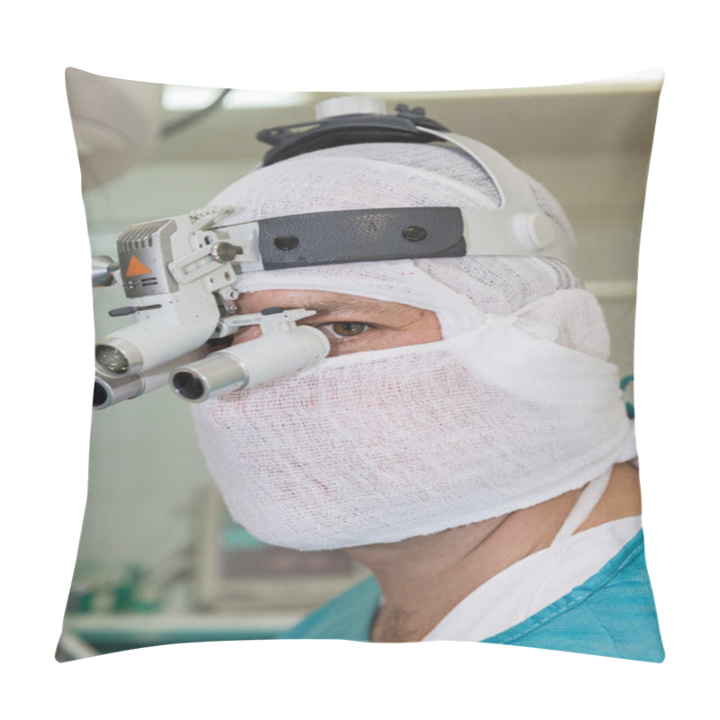 Personality  Surgeon With Binocular Headband Magnifier Pillow Covers